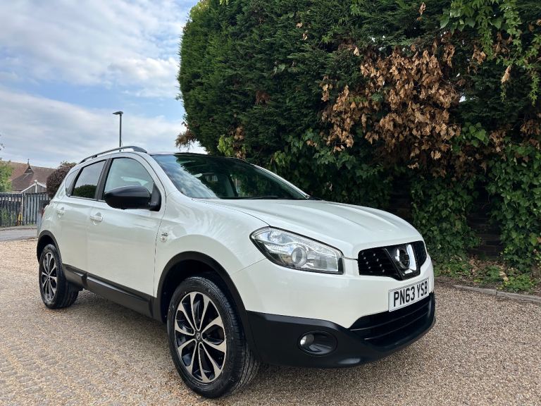 Nissan, QASHQAI, Hatchback, 2013, Manual, 1598 (cc), 5 doors