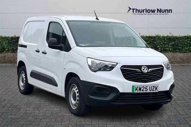 2025 Vauxhall Combo Crgo L1h1 2300 50kwh Prime Panel Van Electric Automatic