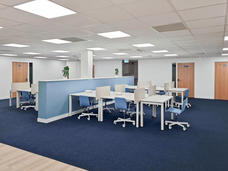 Hitchin - SG40TY \ Desk Space Available in a Coworking Environment