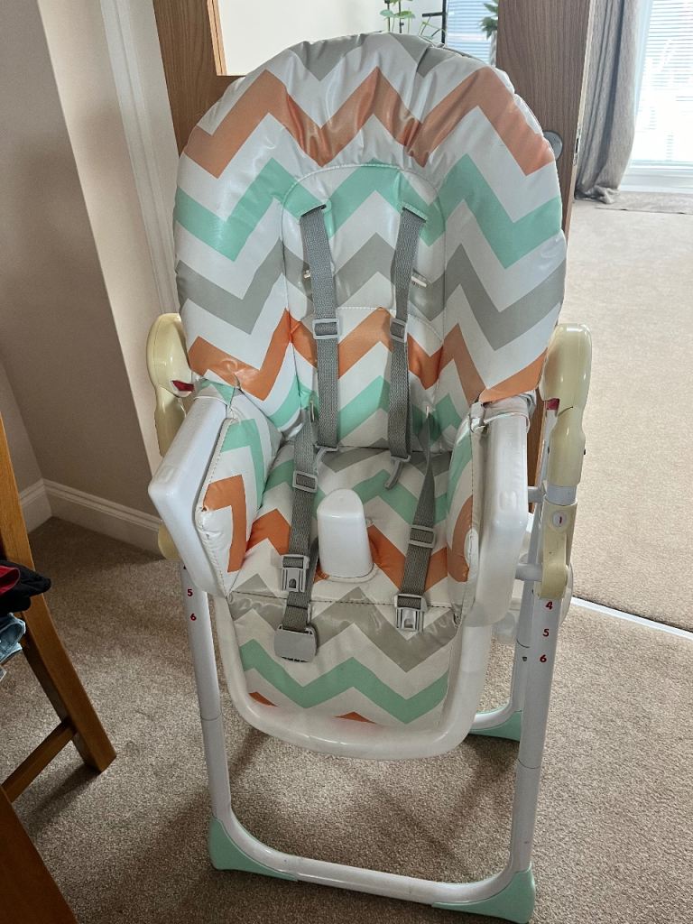 Baby’s high chair 