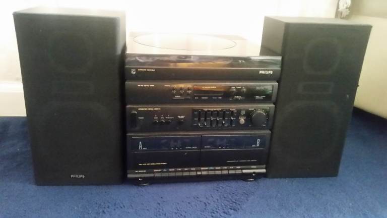 Philips Music System With Speakers