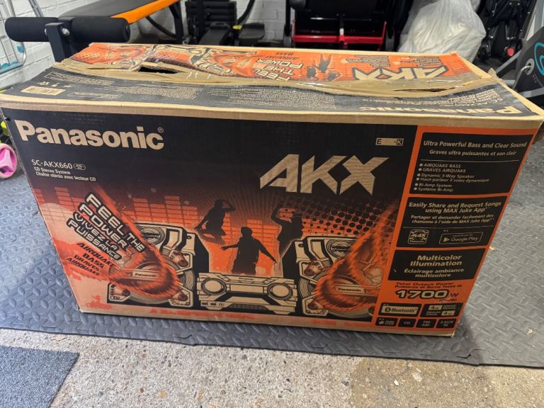 Panasonic 1700w stereo system 
