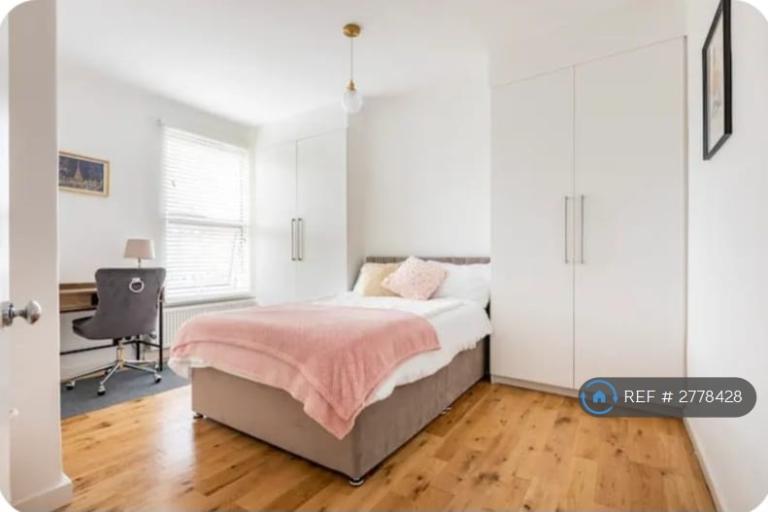 1 bedroom in Ardfillan Road, London, SE6 (#2778428)