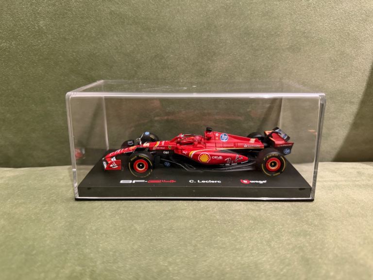 Bburago Ferrari F1 Charles Leclerc Model Car In Display Case
