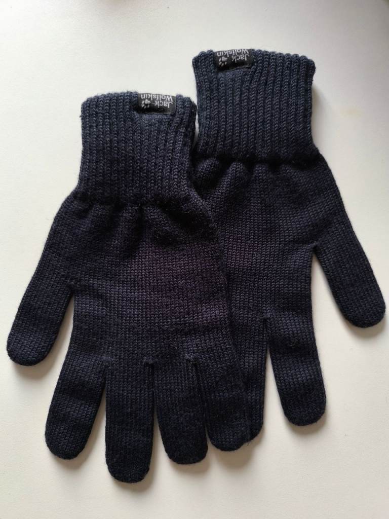 Jack Wolfskin navy knitted gloves, size L