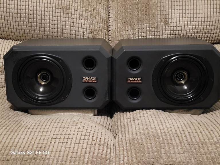 Pair Tannoy System 600 Studio Monitors