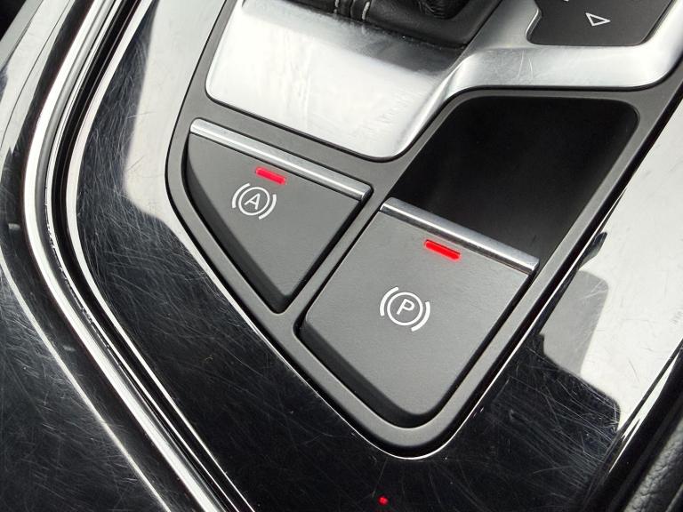 2023 Audi A4 Avant 2.0 TFSI 35 Black Edition Estate 5dr Petrol S Tronic Euro 6 (s/s) (150 ps) EST...