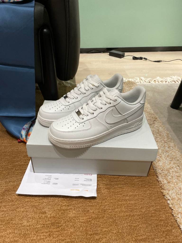 Nike Air Force 1 Low '07 White Brand New In Box UK 7