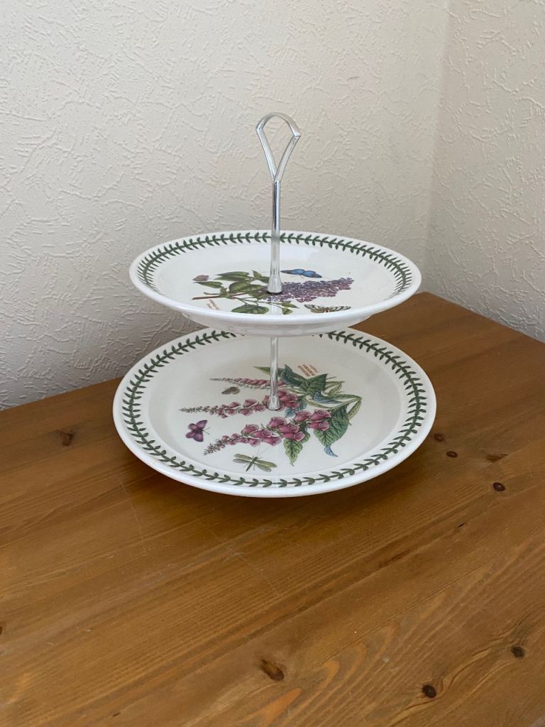 Portmeirion Botanic Garden Two-Tier Cake Stand – Excellent Condition