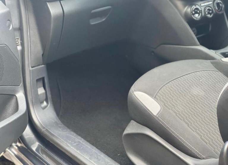 2014 Peugeot 208 1.2 VTi Style 3dr HATCHBACK PETROL Manual