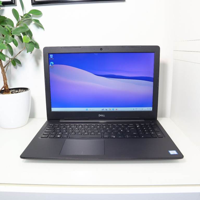 Dell laptop 2.0GHz i3 processor | 8GB RAM | SSD