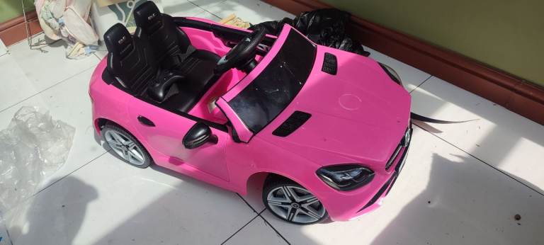 Electric ride on kids car mercedes 12v with remote RRP £169