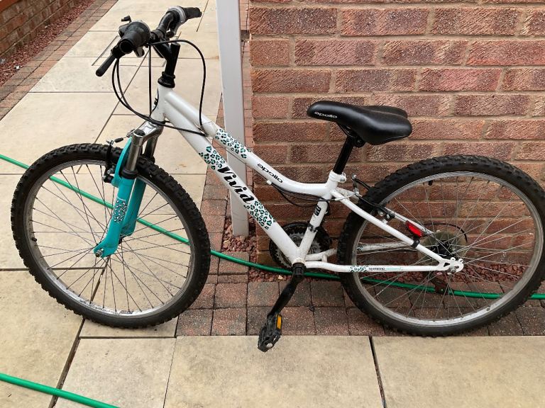 Child’s Apollo Vivia Bike
