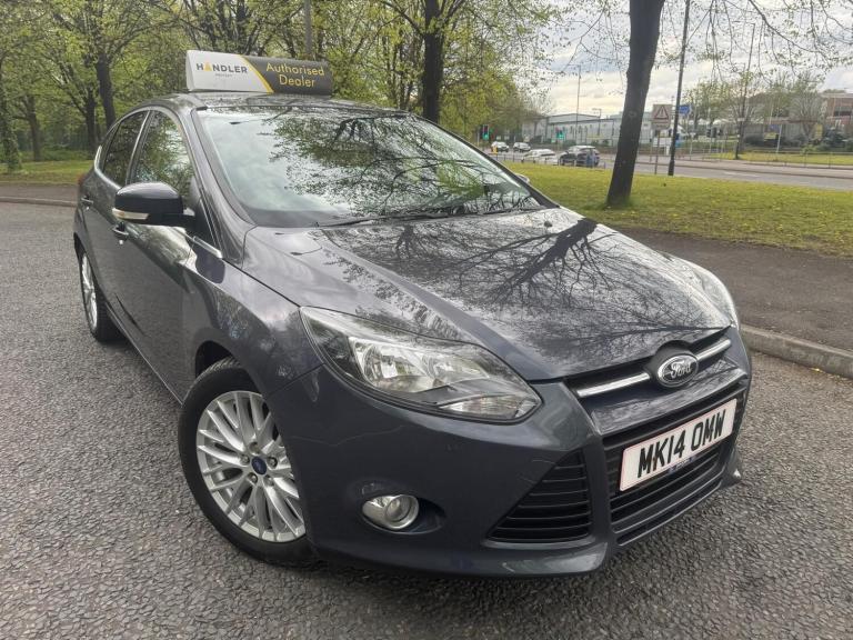 2014 Ford Focus 1.6 Zetec Navigator 5dr HATCHBACK Petrol Manual