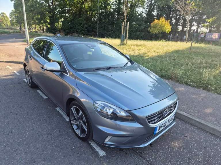 LOVELY ULEZ FREE VOLVO V40 2016 16 2.0 R DESIGN D2, 5 DOOR HATCHBACK MANUAL, LONG MOT, £2995