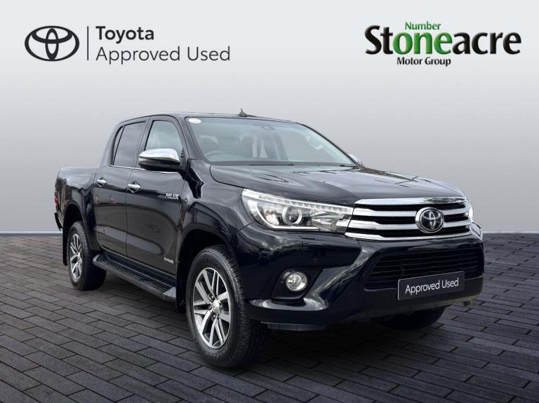 2019 Toyota Hilux 2.4 D-4D Invincible Pickup Double Cab 4dr Diesel Manual 4WD Euro 6 (s/s) (T PIC...