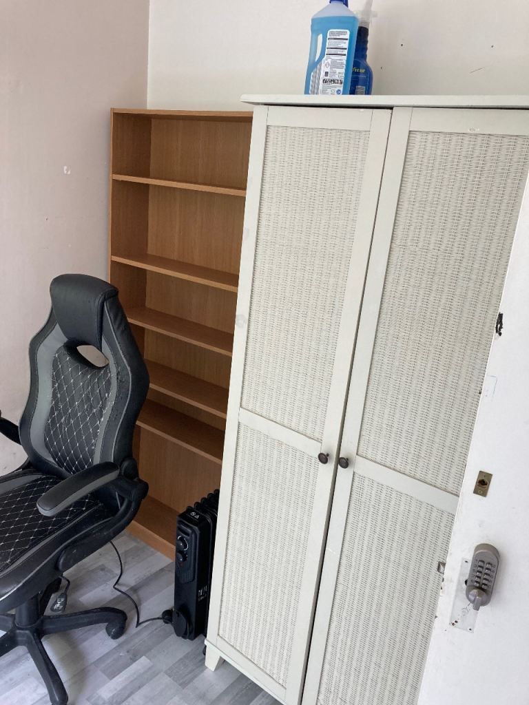 Cheap single room for quick rent