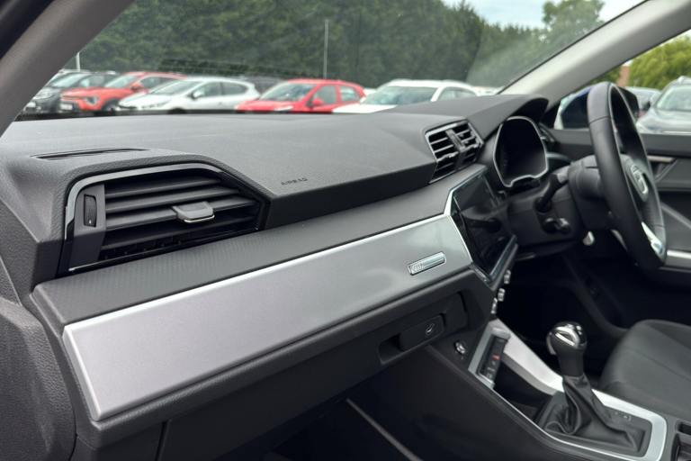  Audi Q3 TFSI e 1.4 Tfsie 45 Technik Suv 5dr Petrol Plug In Hybrid S Tronic