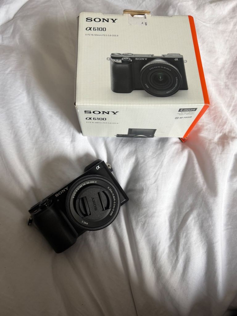 Sony A6100
