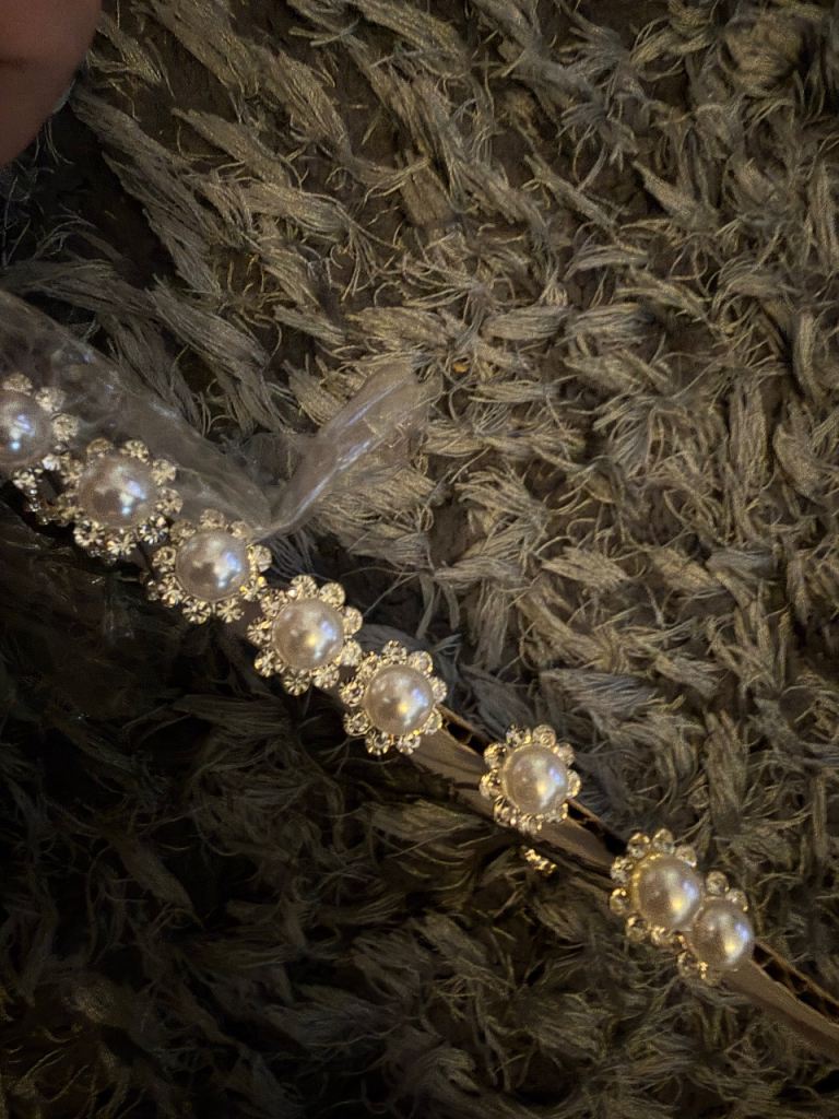New Pearl and Crystal flower hair grips