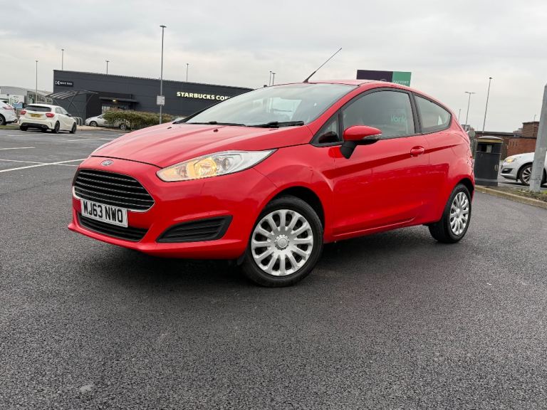 Ford, FIESTA, Hatchback, 2014, Manual, 1241 (cc), 3 doors