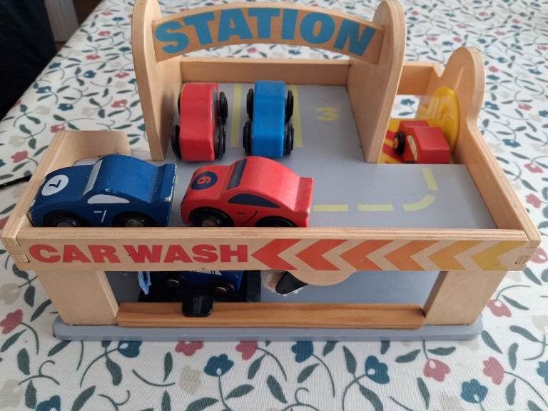 Wooden Toy Car Wash and Service Station Set