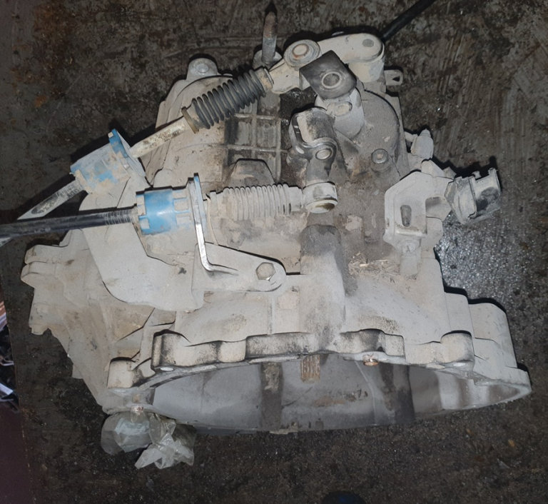 Mitsubishi Colt 1.1 Manual Gearbox 5 Speed 2007