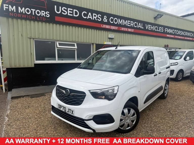 2020 70 VAUXHALL COMBO 1.6 TURBO D 2300 SPORTIVE PANEL VAN 4DR DIESEL MANUAL L1