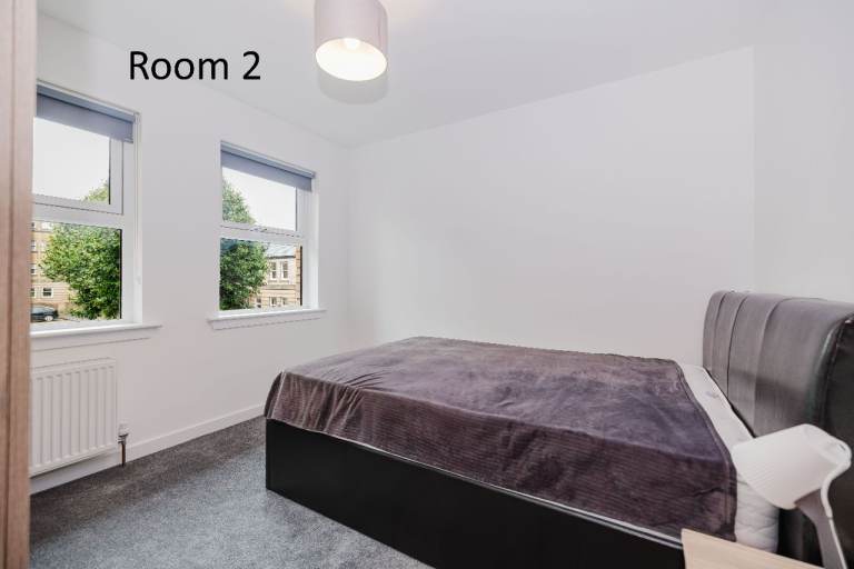 DOUBLE ROOM for FLATSHARE in completely refurbished, 6 bedroom mid-terrace house