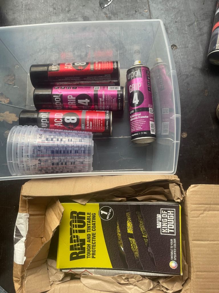 U-POL RAPTOR 1 BOTTLE KIT TOUGH BED LINER COATING UPOL WITH HARDENER - TINTABLE