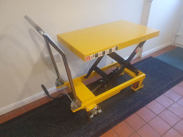 image for Table scissor lift hydraulic