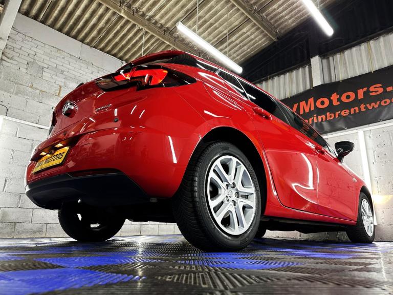 2016 Vauxhall Astra 1.0i Turbo ecoFLEX Tech Line Hatchback 5dr Petrol Manual