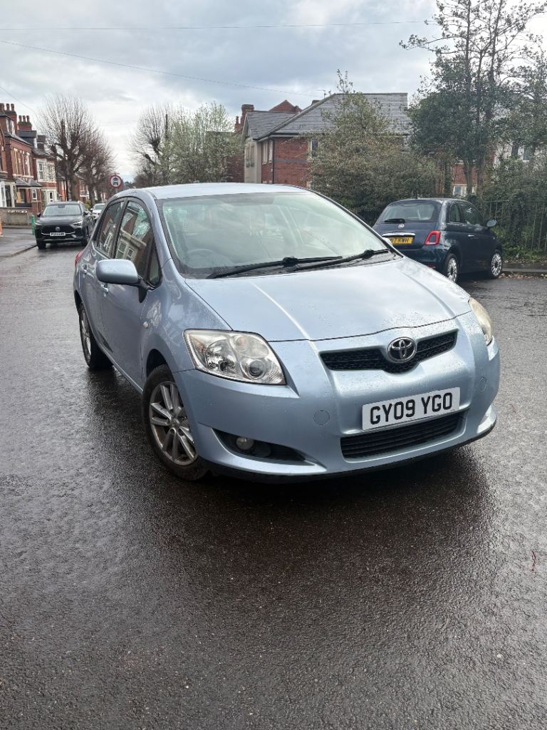 2010 Toyota auris 1.3 patrol