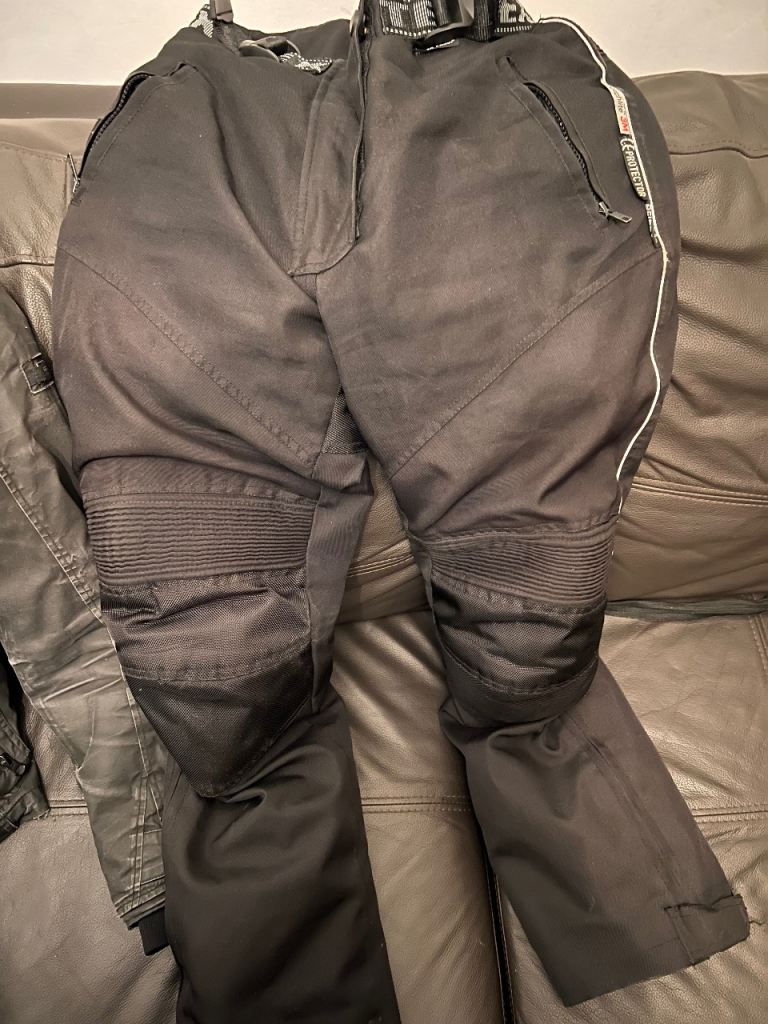 Women’s motorbike winter clothing - Gloves,Jacket,Trousers