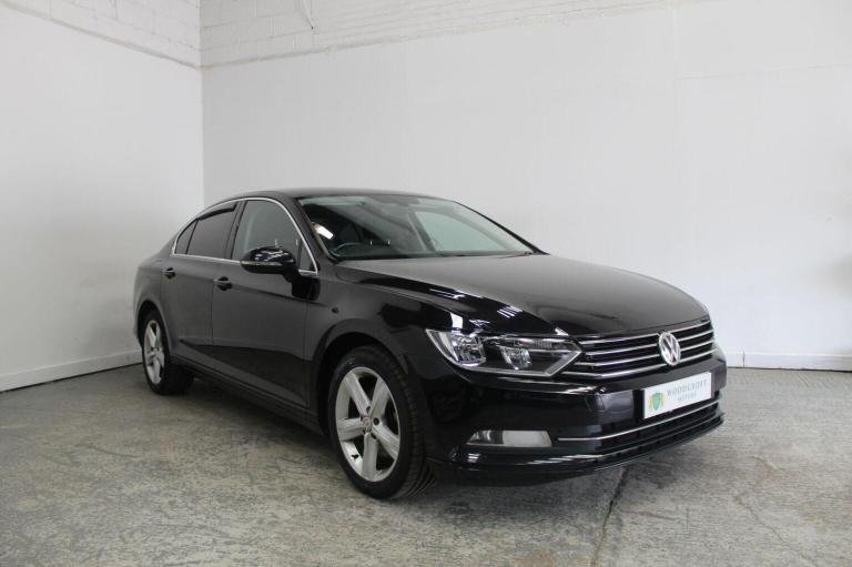 VOLKSWAGEN PASSAT 2.0 TDI BlueMotion Tech SE Euro 6 (s/s) 4dr 2015