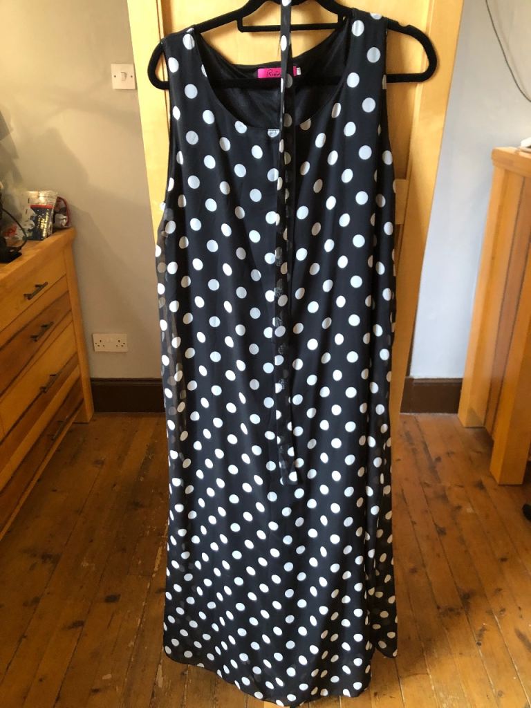 Black Polka Dot Maxi Dress – Very Good Condition