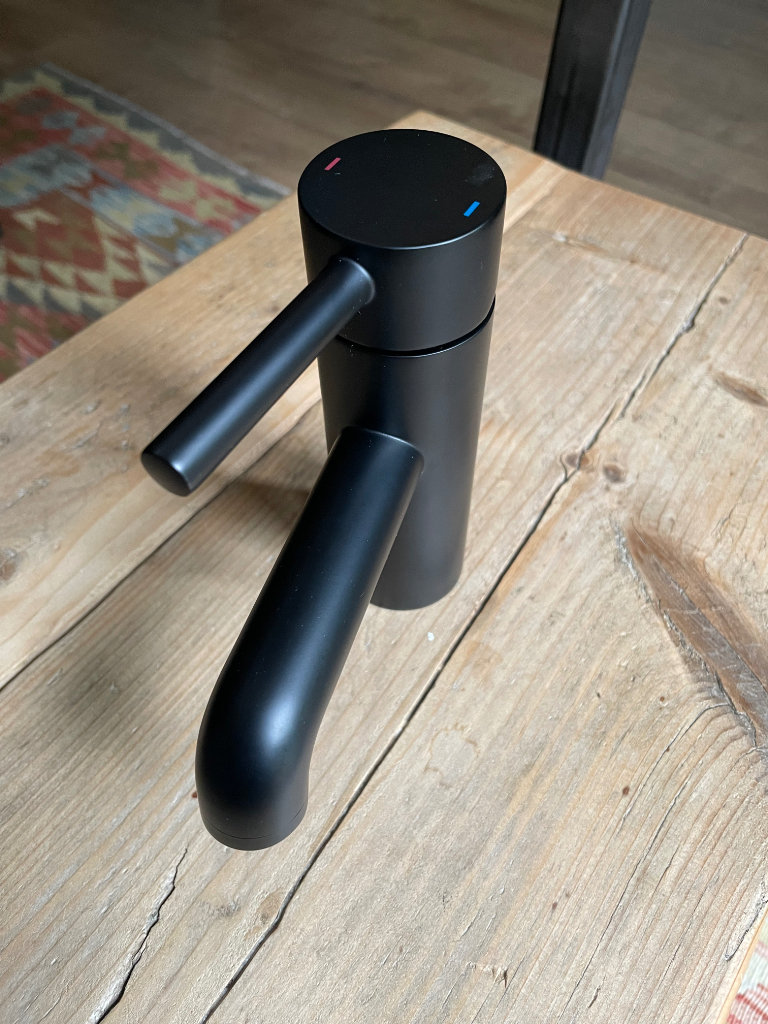 Matt Black Basin Mixer Tap (new in box)