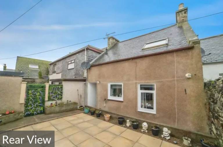 OIRO £90,000 2 Bed mid terrace, Macduff Aberdeenshire 