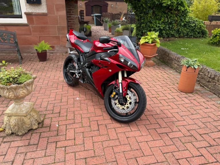 Yamaha R1 2004 – 14,173 Miles – Excellent Example