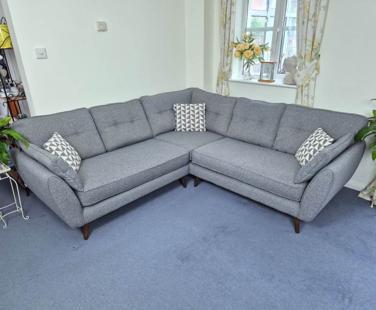 DFS French Connection Zinc 2 Piece 2 Arm Corner Sofa in Grey RRP £1839 *FREE LOCAL DELIVERY*
