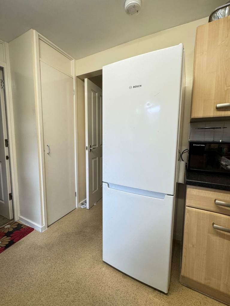 Clearing Washing machine + fridge + dishwasher