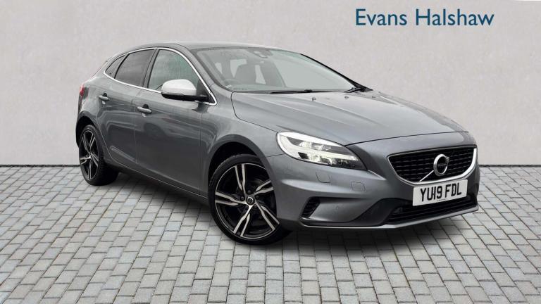 2019 Volvo V40 D2 [122] R DESIGN Edition 5dr Hatchback Diesel Manual
