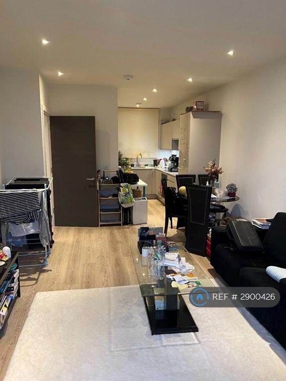 1 bedroom flat in Tide Waiters House, London, E14 (1 bed) (#2900426)