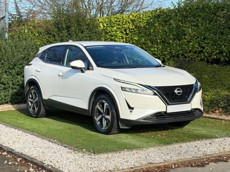 2022 Nissan Qashqai 1.3 DIG-T MHEV N-Connecta SUV 5dr Petrol Hybrid XTRON Euro 6 (s/s) (158 ps) H...