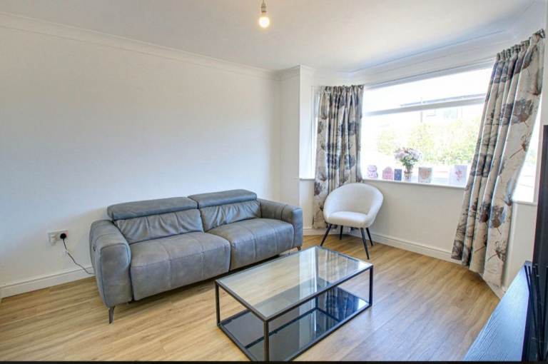 3 Bedrooms Propert