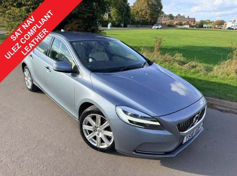 2018 Volvo V40 2.0 T3 GPF Inscription Hatchback 5dr Petrol Manual Euro 6 (s/s) (152 ps) Hatchback...