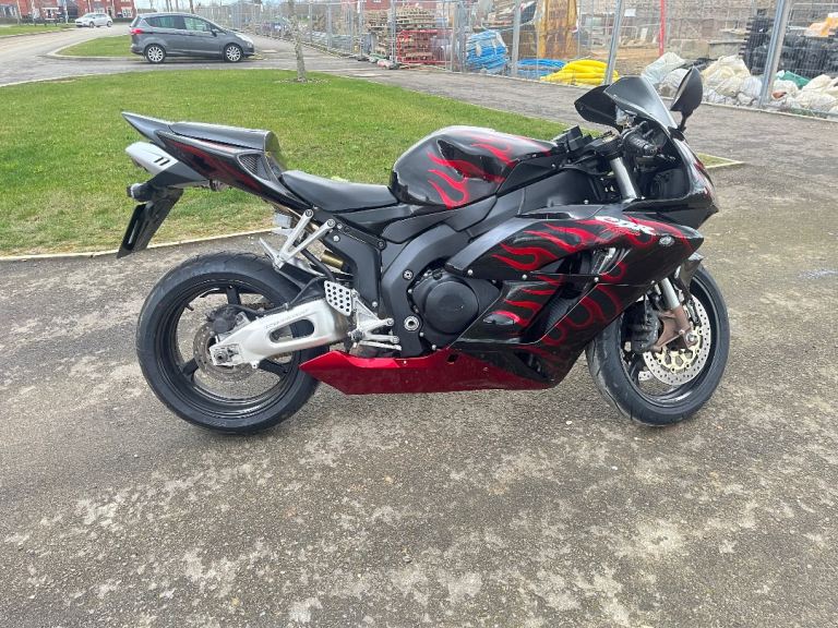 2005 Honda CBR1000rr fireblade 