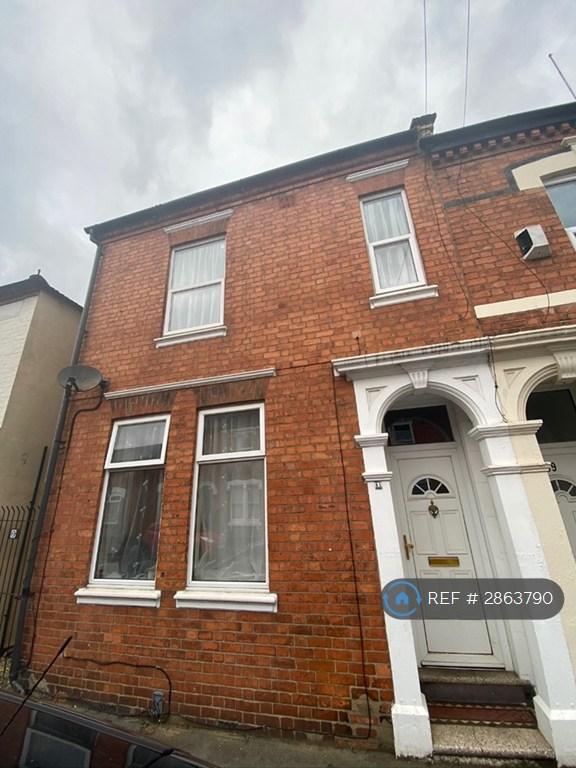 1 bedroom in Abbey Road, Northampton, NN4 (#2863790)