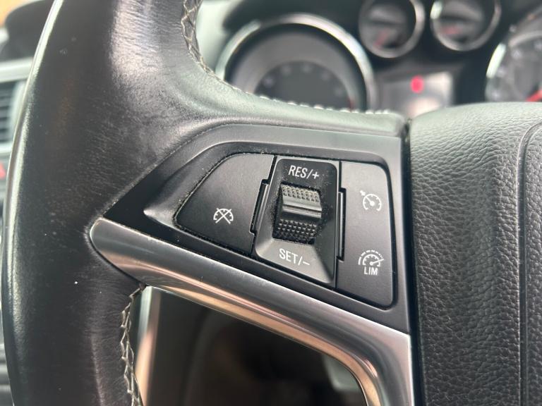 2016 Vauxhall Mokka 1.4T Exclusiv 5dr HATCHBACK Petrol Manual