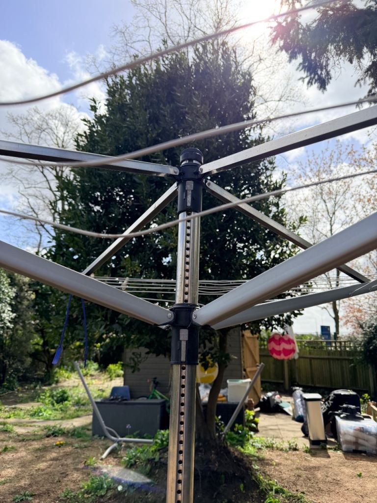 Brabantia Laundry Rotary Dryer with NEW ground stale